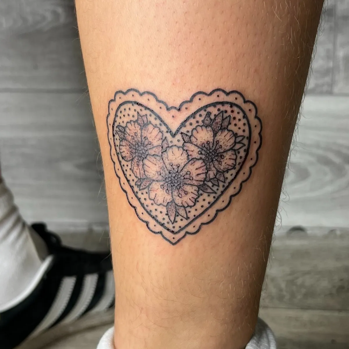 candy_ragequit_tattoo_zürich_024.webp - Image of Candy, Artist at Ragequit Tattoo Piercing Zurich