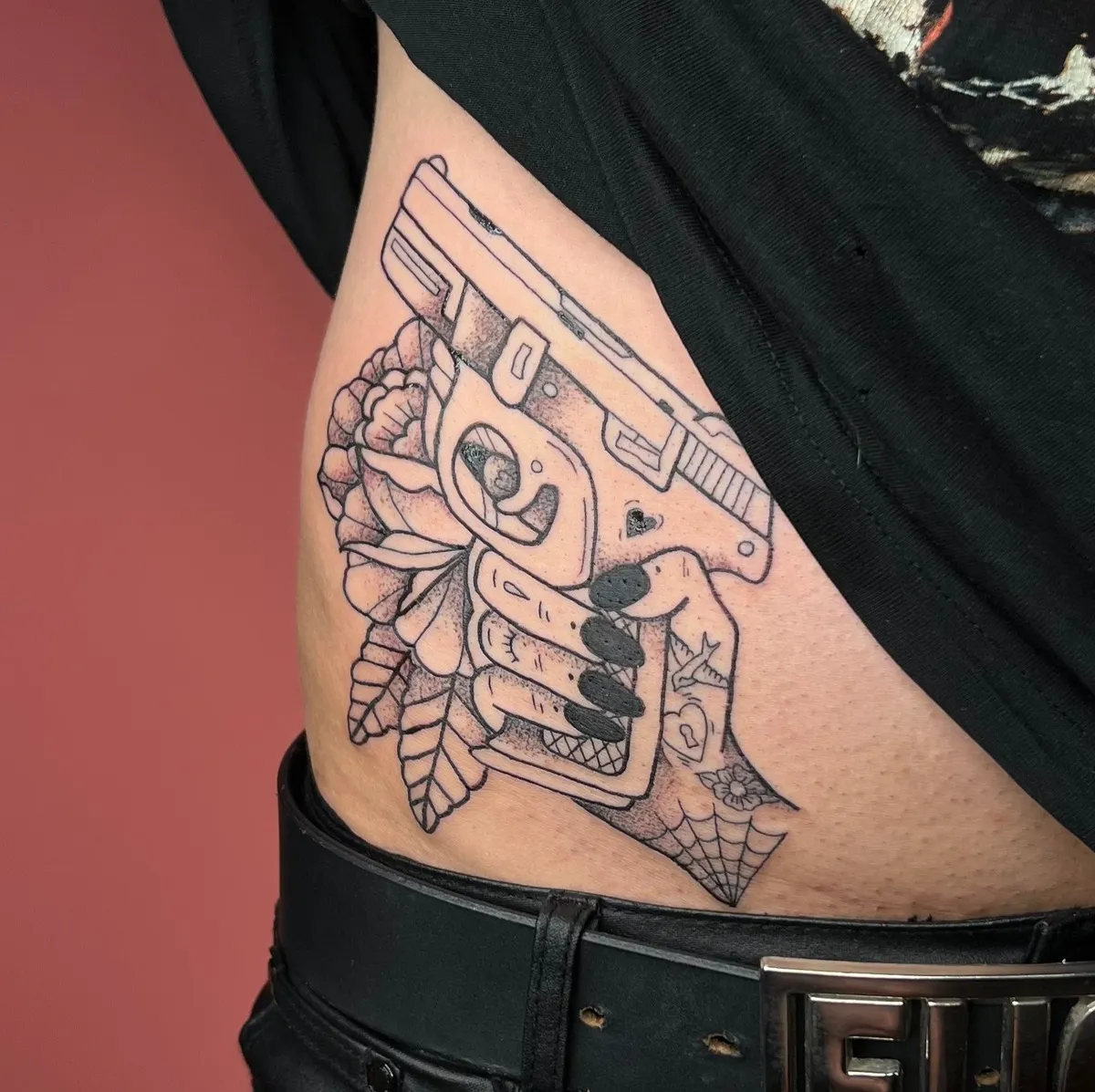 candy_ragequit_tattoo_zürich_038.webp - Image of Candy, Artist at Ragequit Tattoo Piercing Zurich