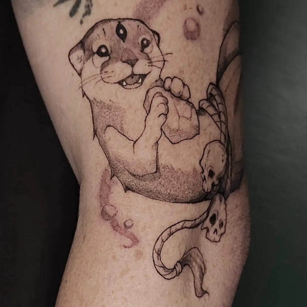 eileen_ragequit_tattoo_zürich_012.webp - Image of Eileen, Artist at Ragequit Tattoo Piercing Zurich