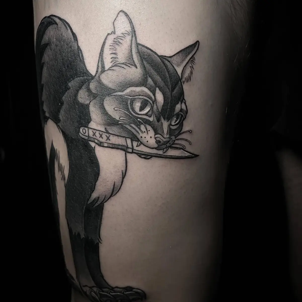 luna_ragequit_tattoo_zürich_004.webp - Image of Luna, Artist at Ragequit Tattoo Piercing Zurich