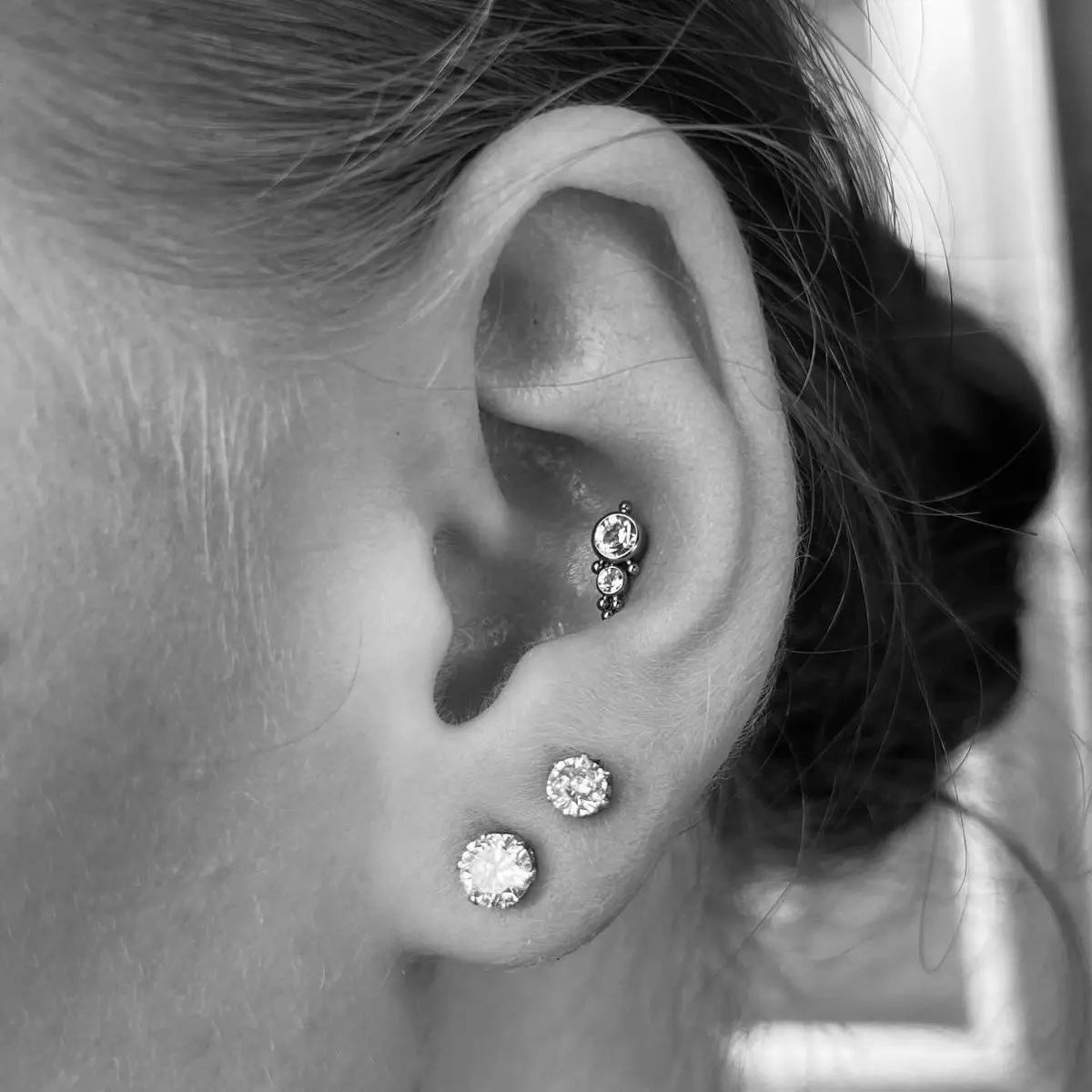 nina_ragequit_piercing_zürich_010.webp - Image of Nina, Artist at Ragequit Tattoo Piercing Zurich