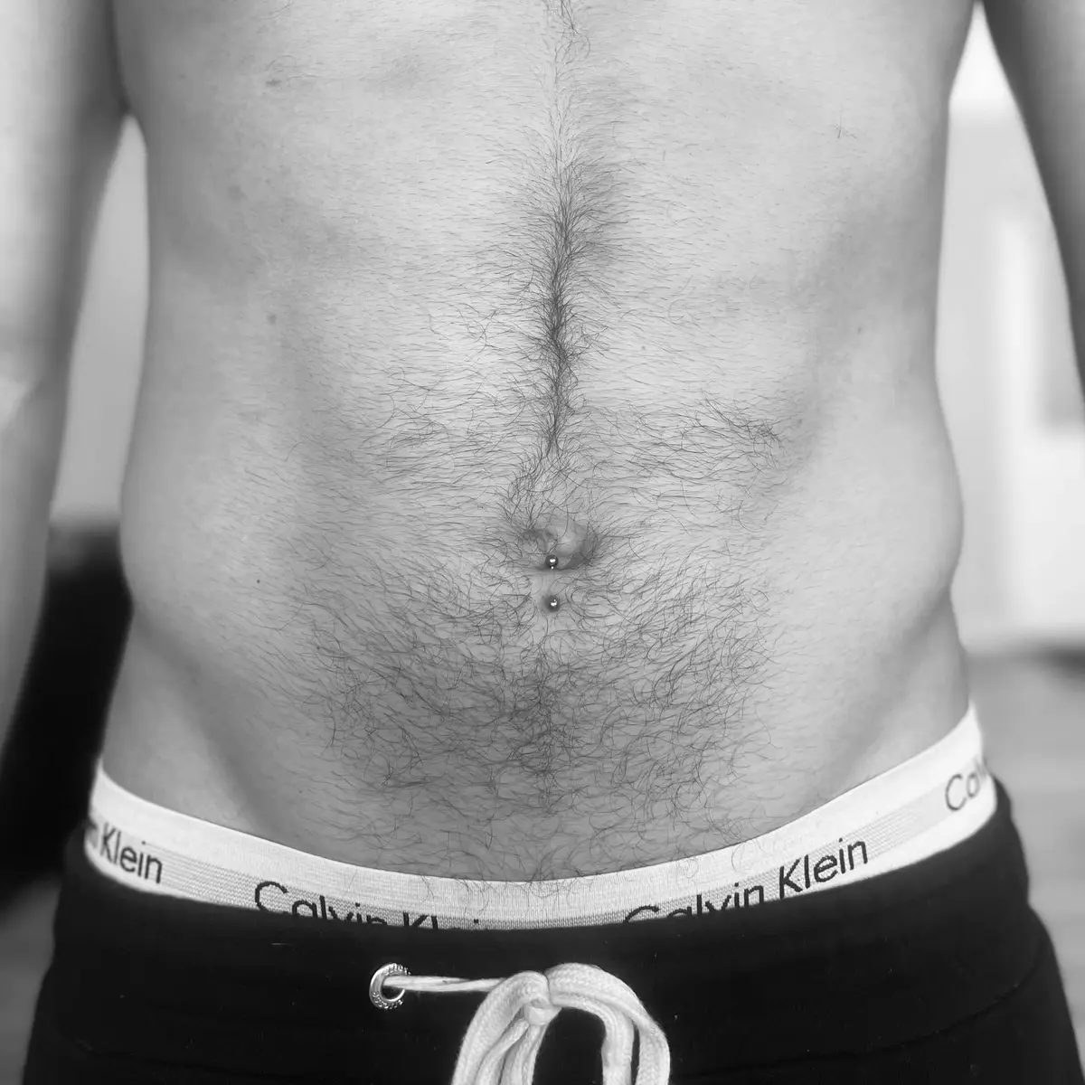 nina_ragequit_piercing_zürich_027.webp - Image of Nina, Artist at Ragequit Tattoo Piercing Zurich