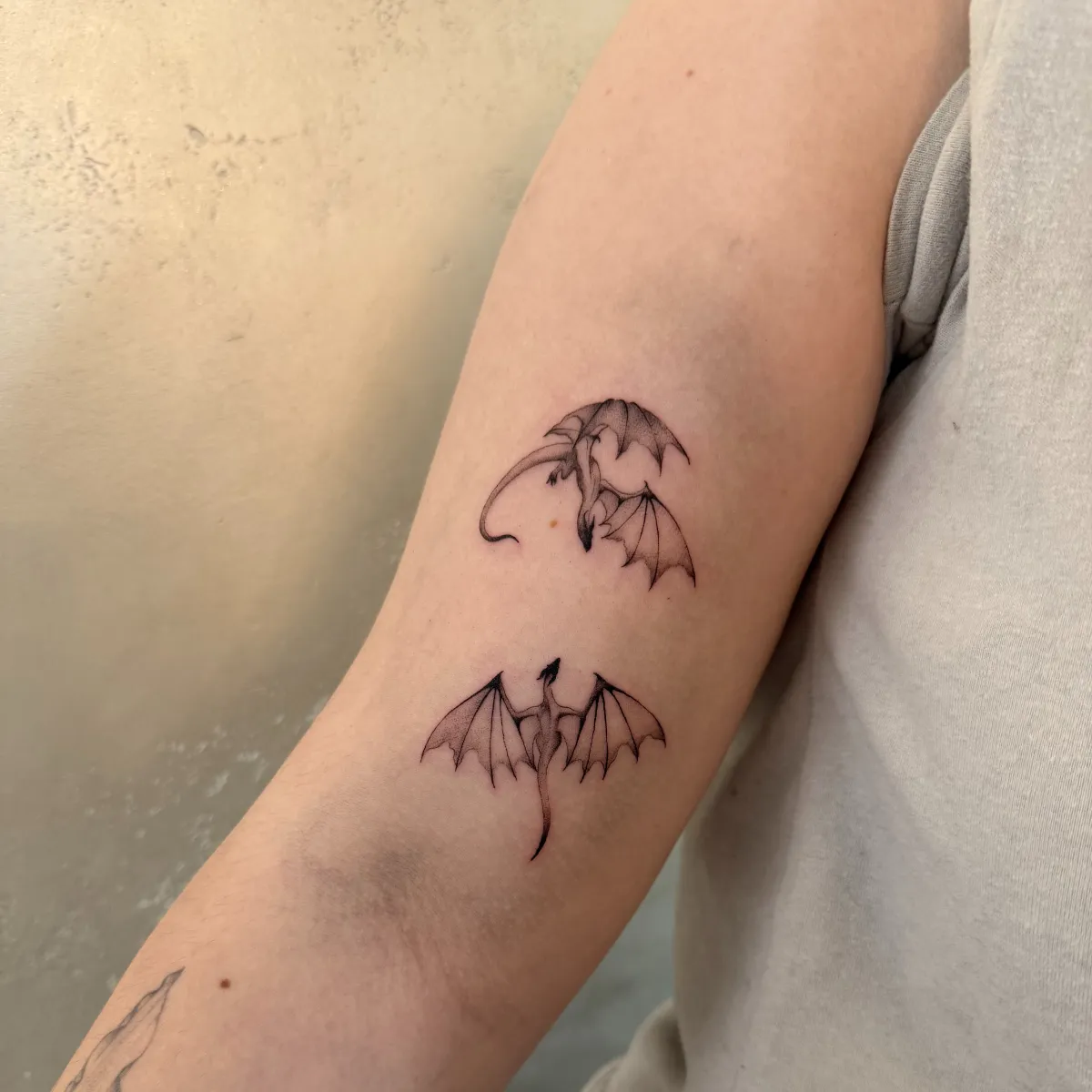 vany_ragequit_tattoo_zürich_004.webp - Image of Vany, Artist at Ragequit Tattoo Piercing Zurich